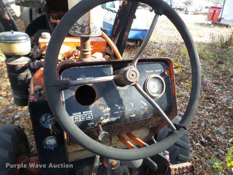 image for item DX9696 Ditch Witch R65 trencher