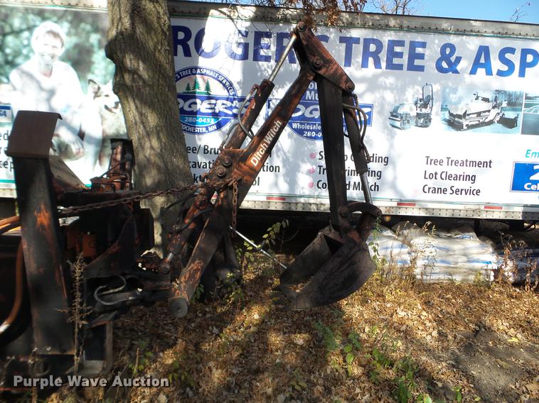 image for item DX9696 Ditch Witch R65 trencher