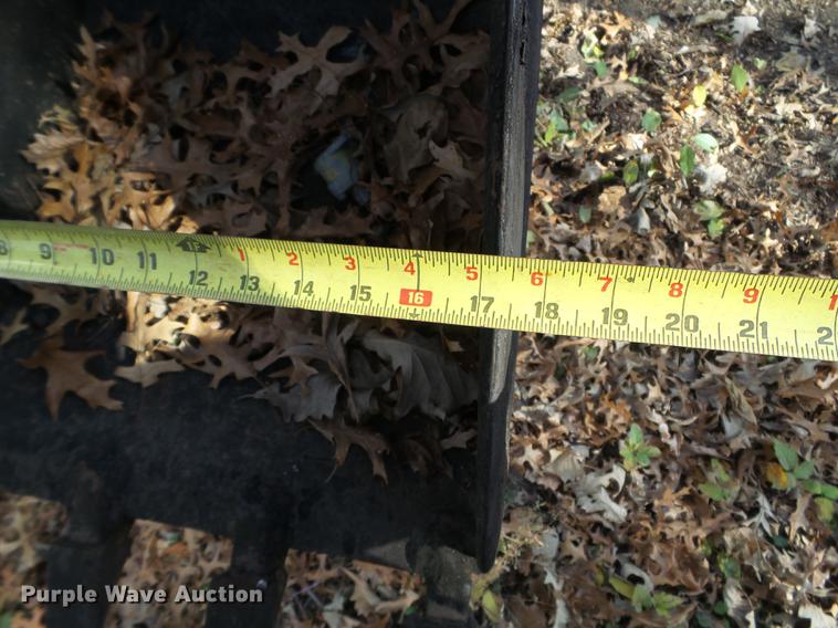 image for item DX9696 Ditch Witch R65 trencher