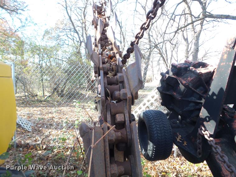 image for item DX9696 Ditch Witch R65 trencher