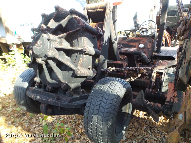 image for item DX9696 Ditch Witch R65 trencher