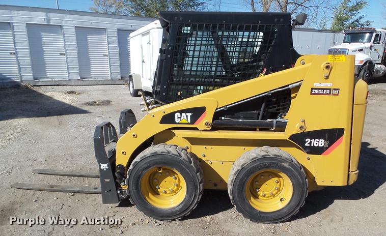 image for item DZ9460 2008 Caterpillar 216B2 skid steer