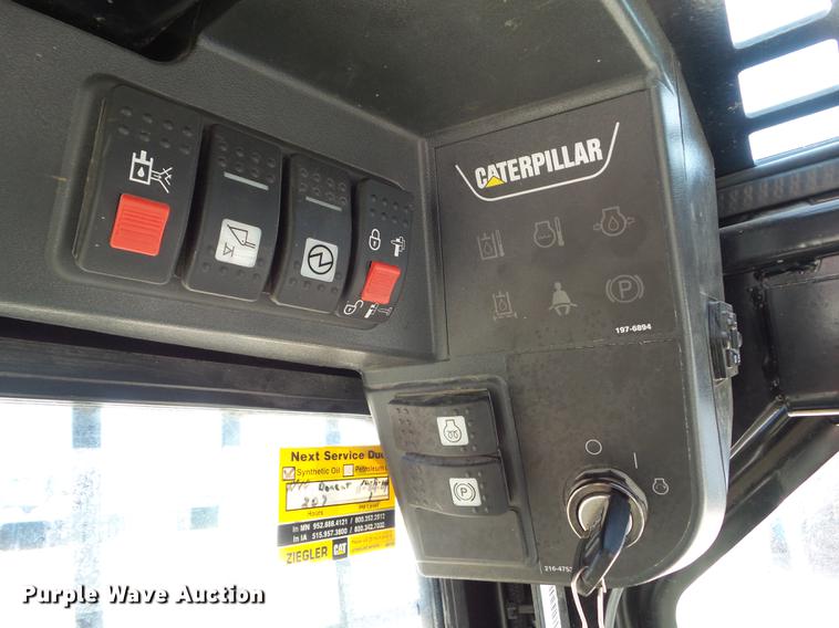 image for item DZ9460 2008 Caterpillar 216B2 skid steer