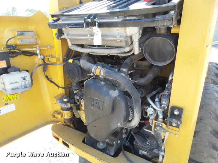 image for item DZ9460 2008 Caterpillar 216B2 skid steer