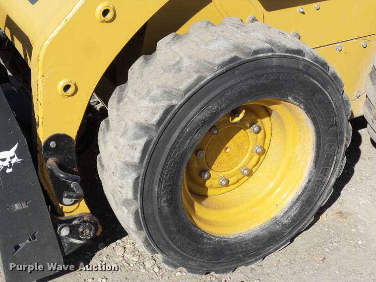 image for item DZ9460 2008 Caterpillar 216B2 skid steer