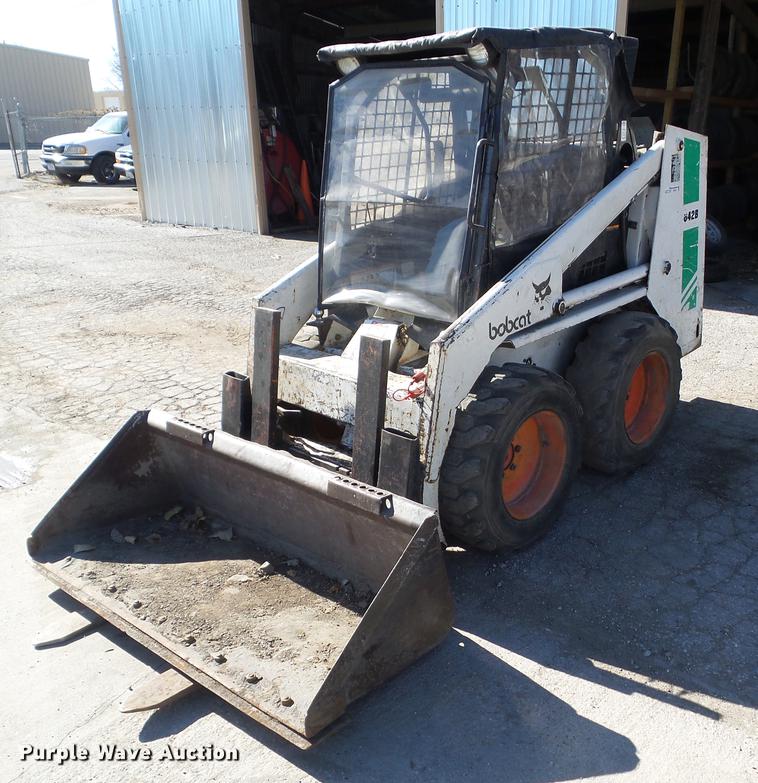 image for item DZ9461 1988 Bobcat 642B skid steer