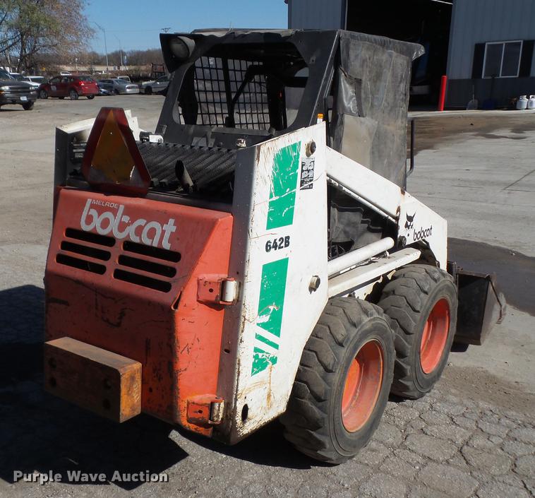 image for item DZ9461 1988 Bobcat 642B skid steer