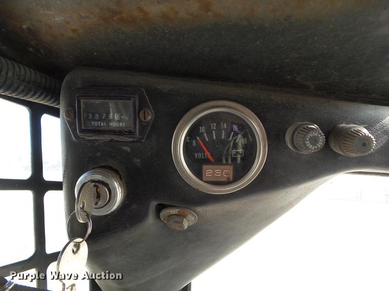 image for item DZ9461 1988 Bobcat 642B skid steer