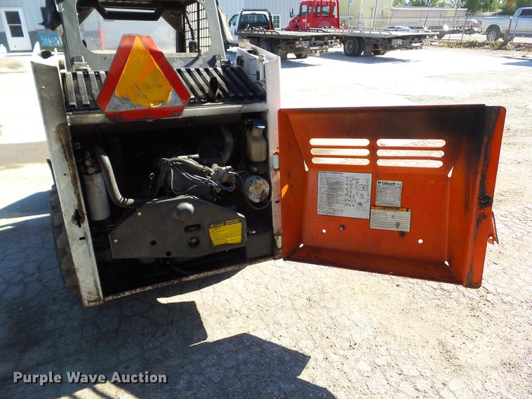 image for item DZ9461 1988 Bobcat 642B skid steer