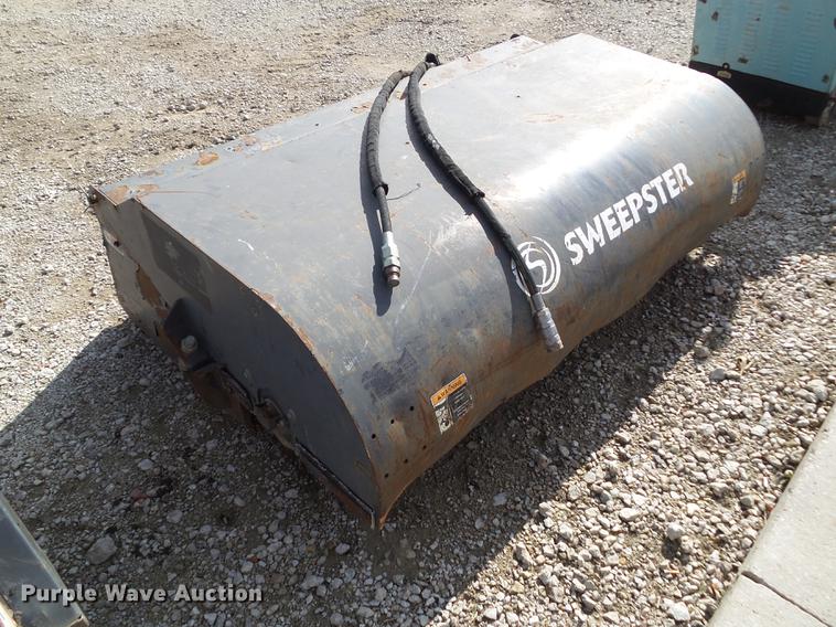 image for item DZ9470 2006 Sweepster 20072M-0022 skid steer sweeper