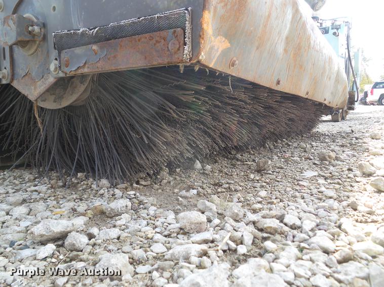 image for item DZ9470 2006 Sweepster 20072M-0022 skid steer sweeper