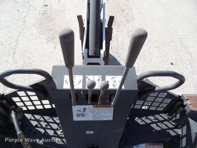 image for item DZ9484 Bobcat 607 backhoe attachment