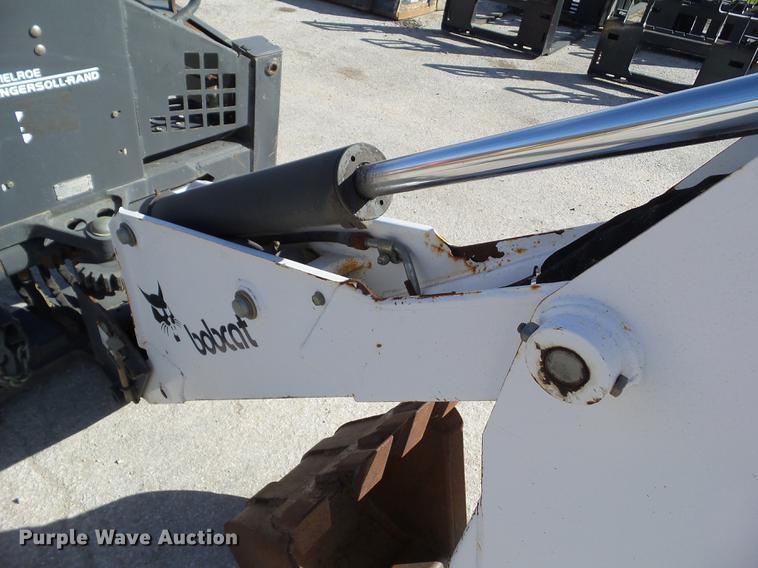 image for item DZ9484 Bobcat 607 backhoe attachment