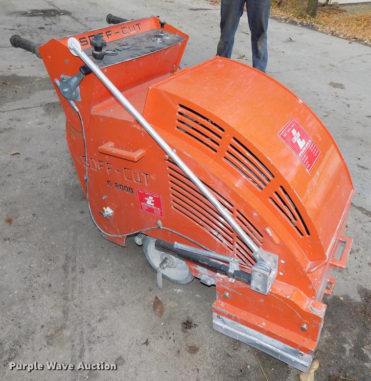 image for item DZ9591 Soff Cut G2000 concrete saw