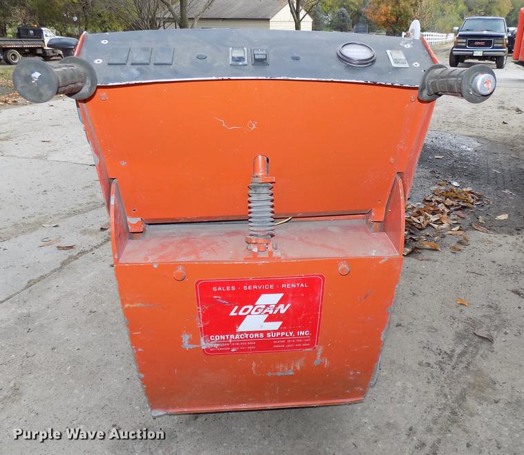image for item DZ9591 Soff Cut G2000 concrete saw