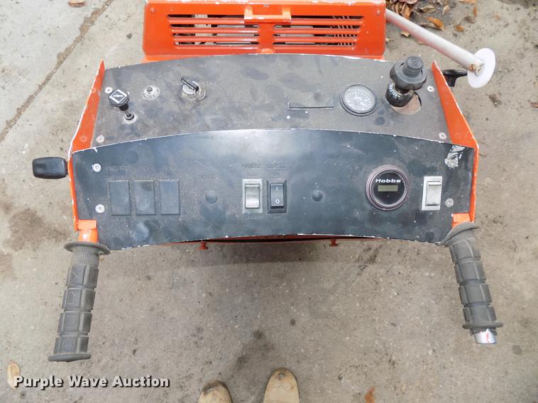 image for item DZ9591 Soff Cut G2000 concrete saw