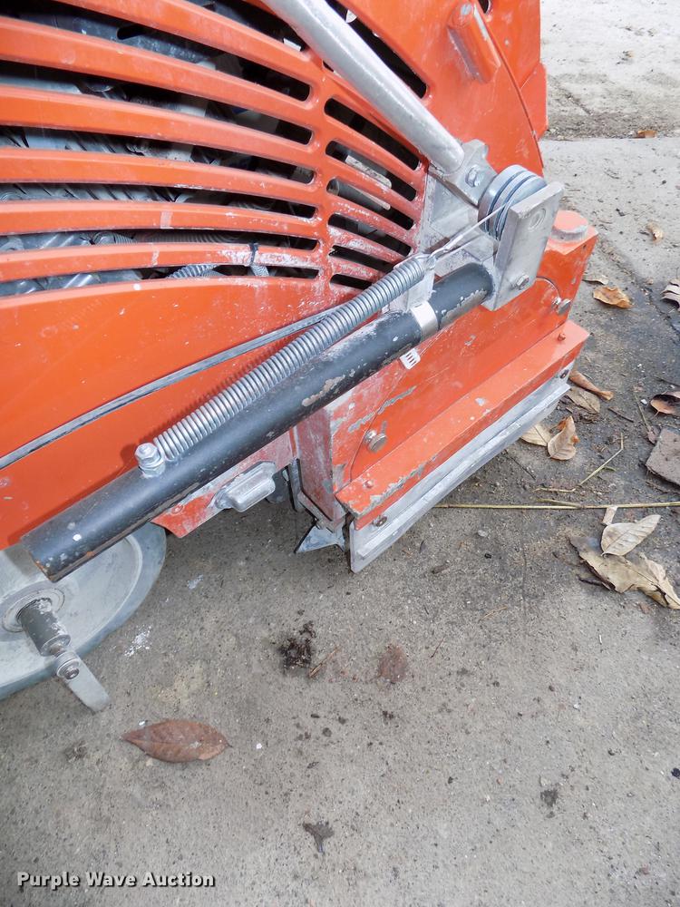 image for item DZ9591 Soff Cut G2000 concrete saw