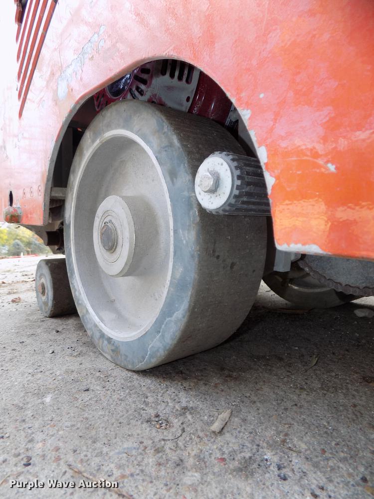 image for item DZ9591 Soff Cut G2000 concrete saw