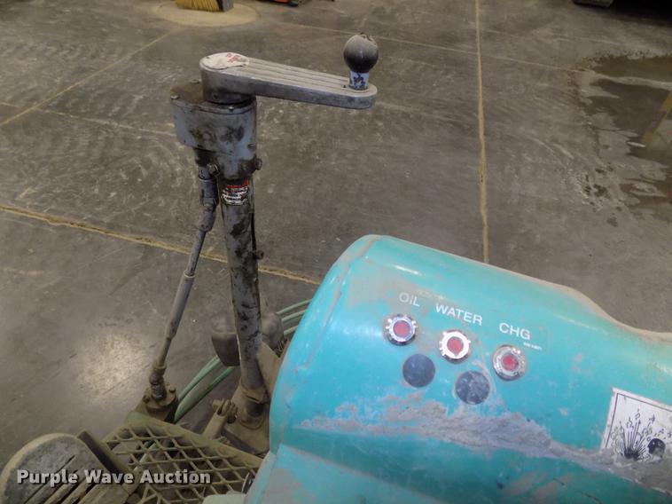 image for item DZ9605 2008 MQ Whiteman HHN31V1CSL5 power trowel