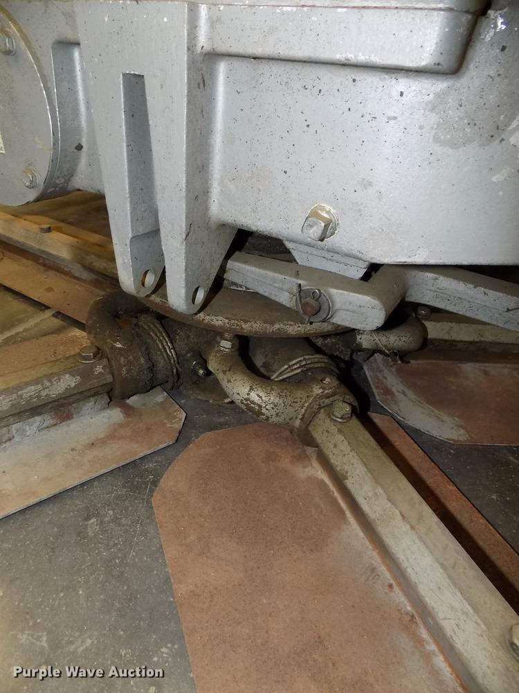 image for item DZ9605 2008 MQ Whiteman HHN31V1CSL5 power trowel