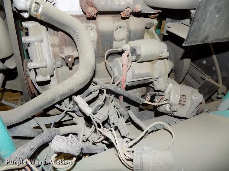 image for item DZ9606 MQ Whiteman HHN31VTCSL5 power trowel