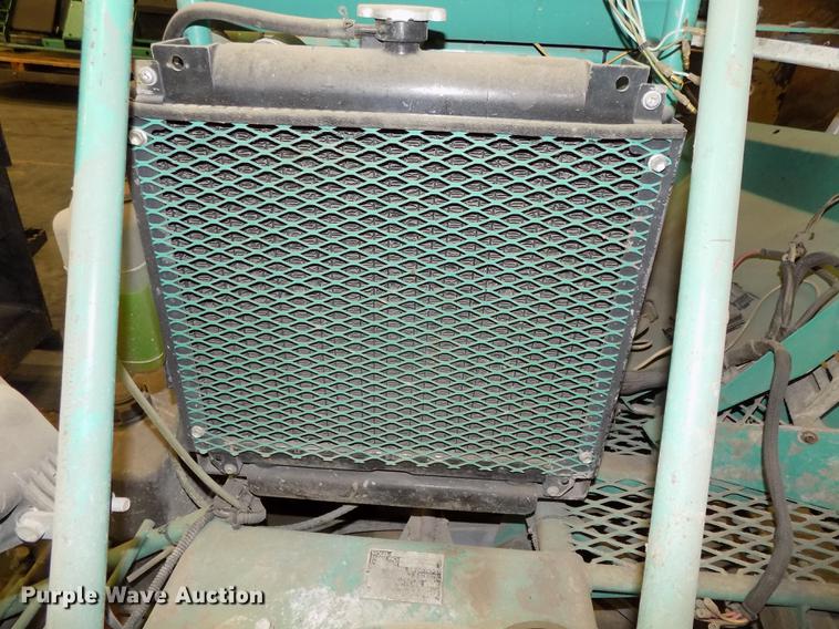 image for item DZ9606 MQ Whiteman HHN31VTCSL5 power trowel