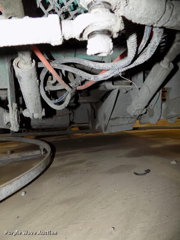 image for item DZ9606 MQ Whiteman HHN31VTCSL5 power trowel