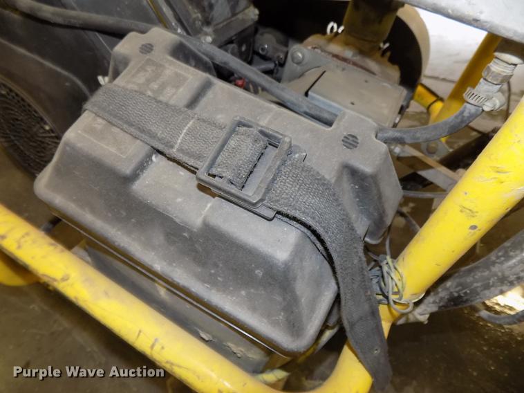 image for item DZ9608 Soff Cut X4000 Prowler concrete saw