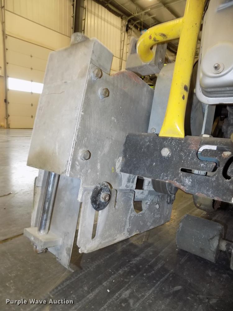 image for item DZ9608 Soff Cut X4000 Prowler concrete saw