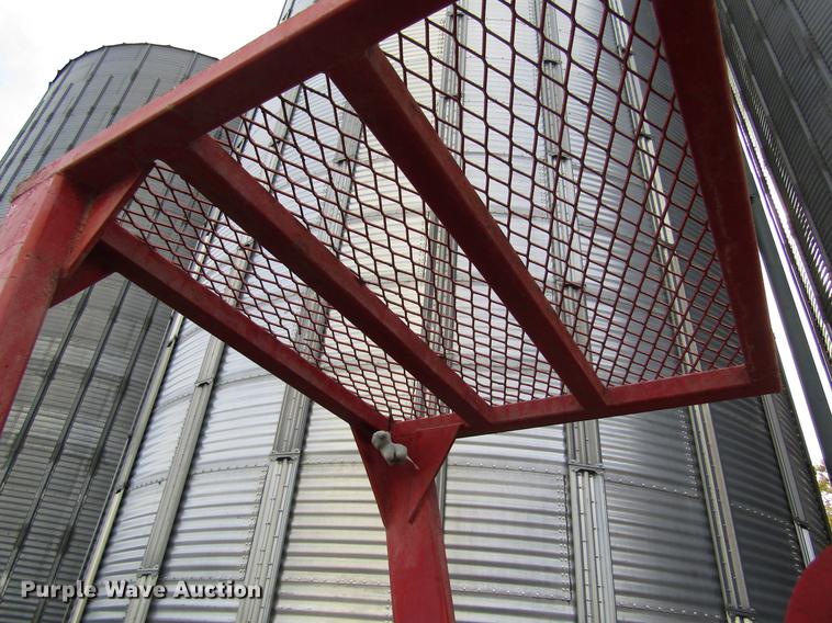 image for item EH9309 Mobility Dipper wheel loader