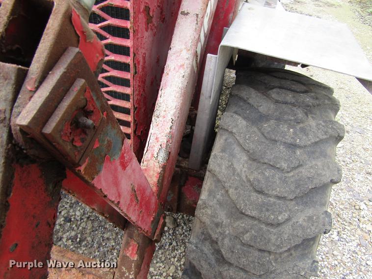 image for item EH9309 Mobility Dipper wheel loader