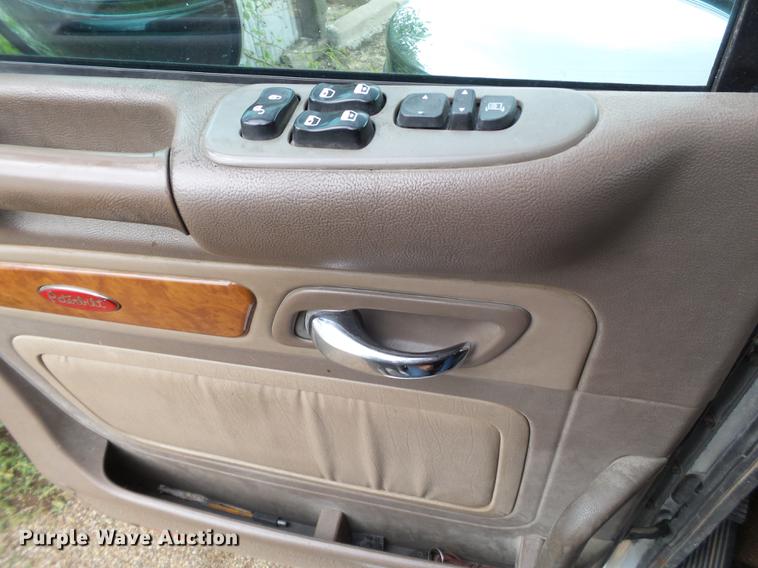 image for item EI9664 2007 Peterbilt 379 semi truck