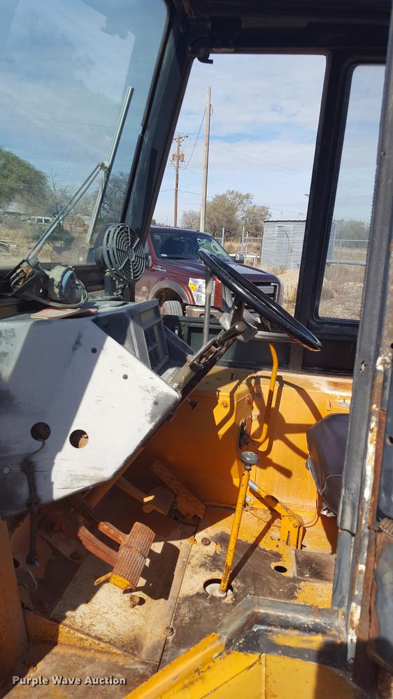 image for item EI9677 1980 Case 580C backhoe