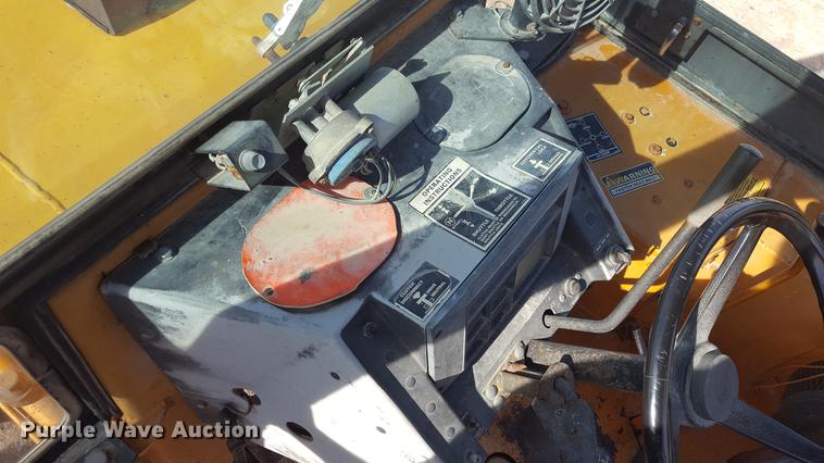 image for item EI9677 1980 Case 580C backhoe