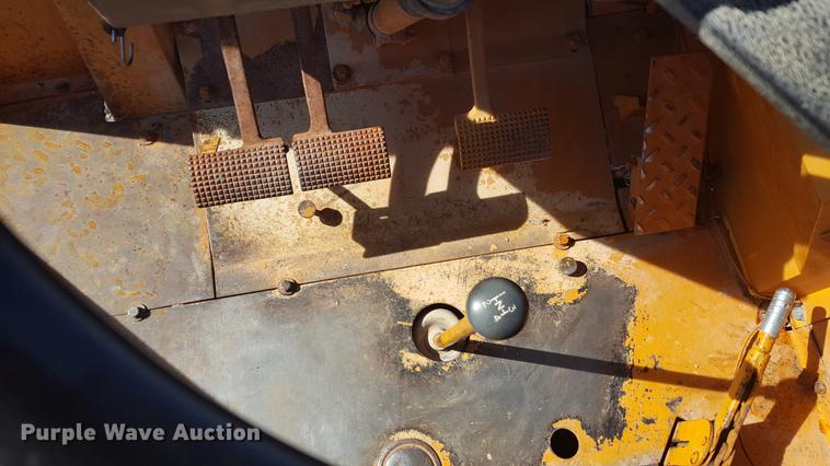 image for item EI9677 1980 Case 580C backhoe