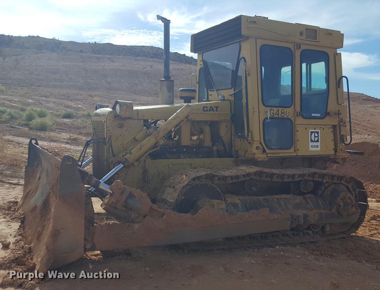 image for item EI9678 1983 Caterpillar D5B dozer