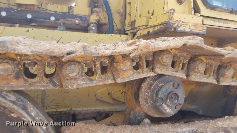 image for item EI9678 1983 Caterpillar D5B dozer