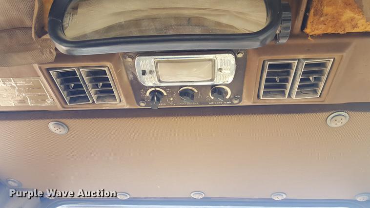 image for item EI9678 1983 Caterpillar D5B dozer