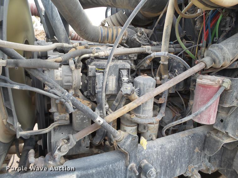 image for item EI9682 2007 Mack CH613 semi truck