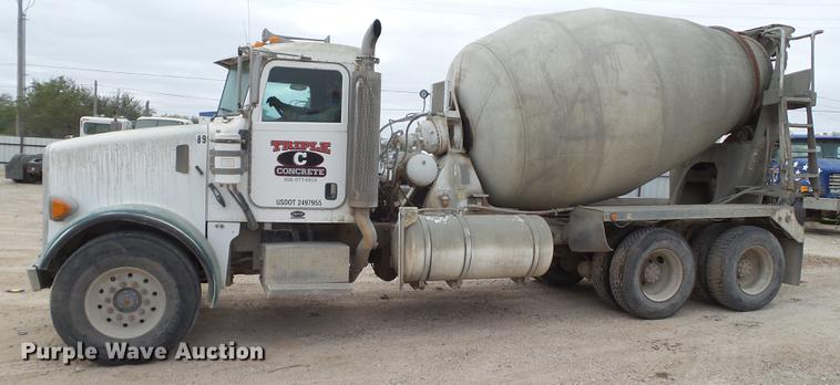 image for item EI9683 2007 Peterbilt 357 ready mix truck
