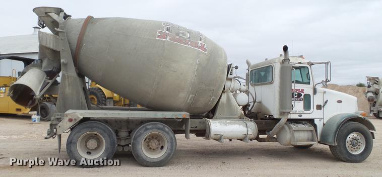 image for item EI9683 2007 Peterbilt 357 ready mix truck