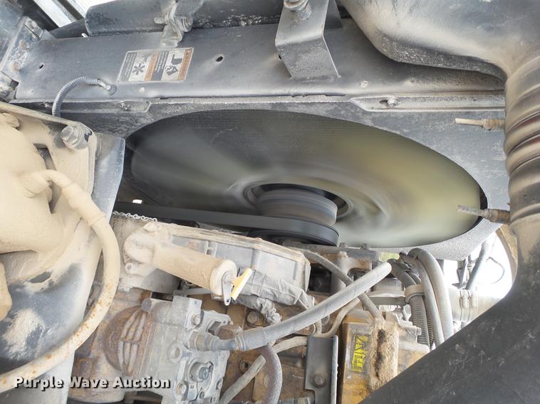 image for item EI9683 2007 Peterbilt 357 ready mix truck