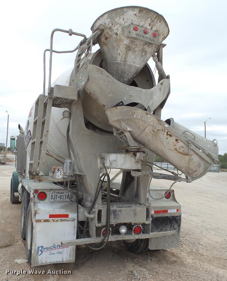 image for item EI9684 2007 Peterbilt 357 ready mix truck