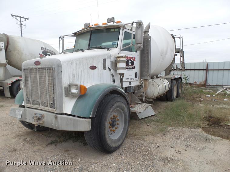image for item EI9685 2007 Peterbilt 357 ready mix truck
