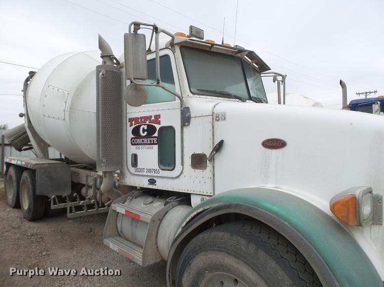 image for item EI9685 2007 Peterbilt 357 ready mix truck