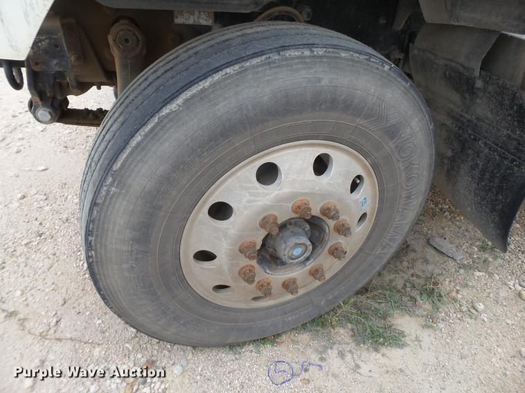 image for item EI9687 2007 Mack CNH semi truck