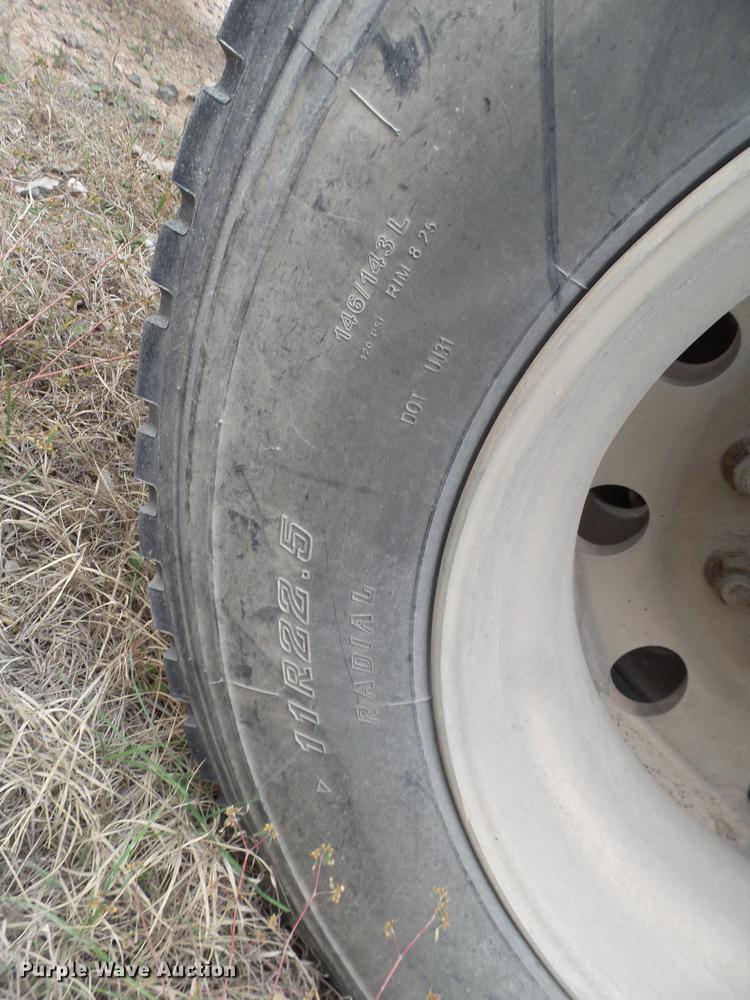 image for item EI9687 2007 Mack CNH semi truck