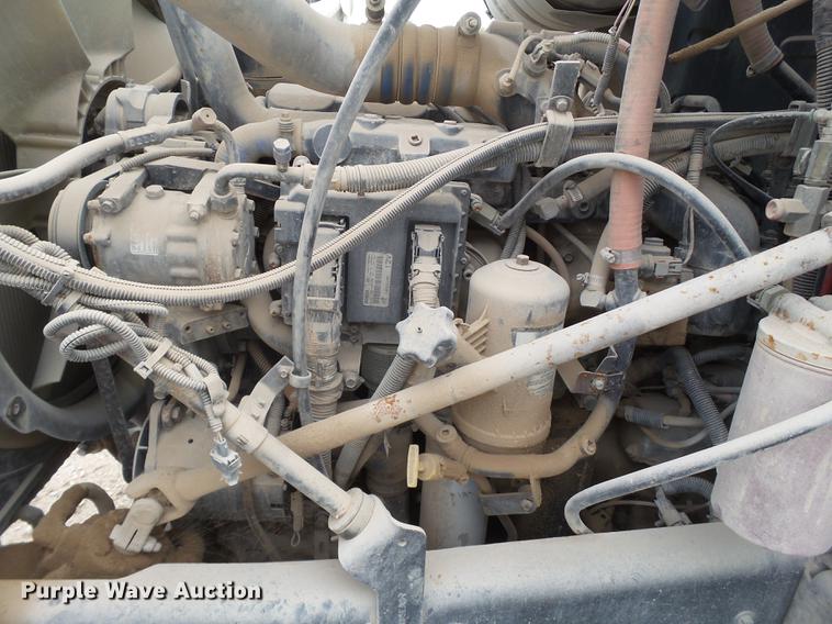 image for item EI9687 2007 Mack CNH semi truck