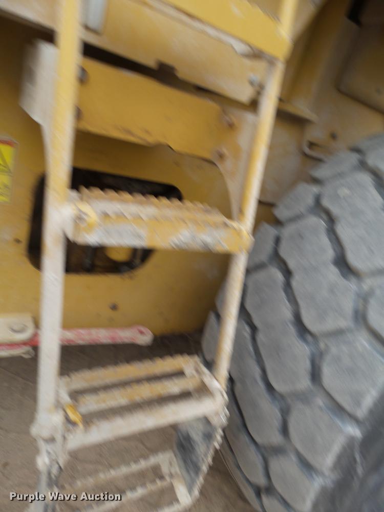 image for item EI9688 2011 Caterpillar 930H wheel loader