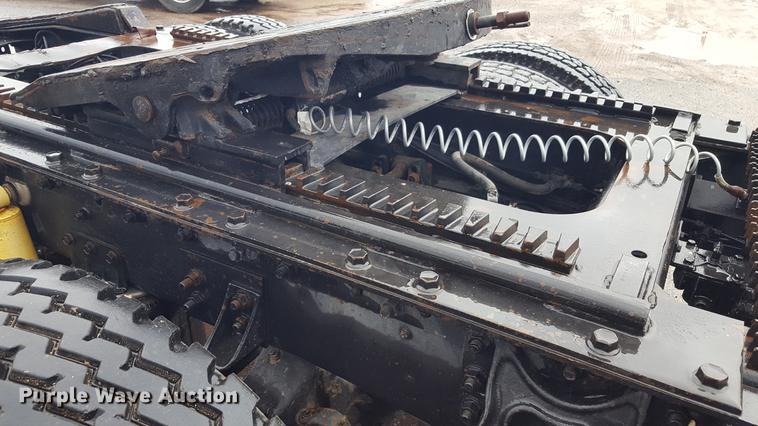 image for item EN9634 1995 International 9400 semi truck